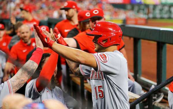 Graham Ashcraft impresses once more as Reds overcome Nationals 8-1
