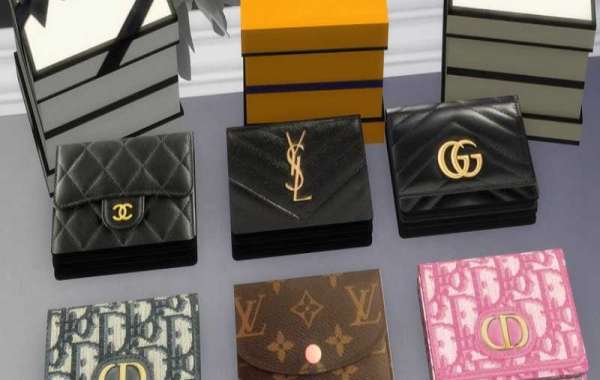 Luxury Designer Wallets you have to know the things