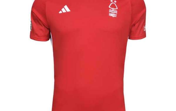 replica Nottingham Forest shirt