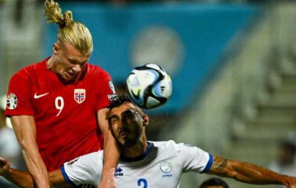 Harland scores twice as Norway keep Euro hopes alive with win over Cyprus