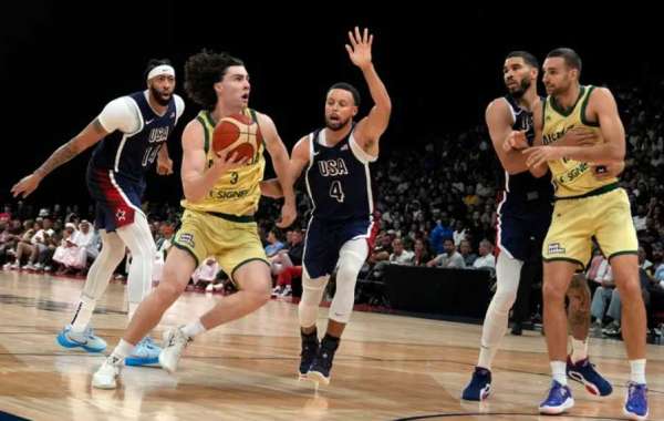 USA:s herrlag i basket besegrade Australien med knappa 98-92